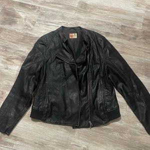 ruff hewn black leather jacket
